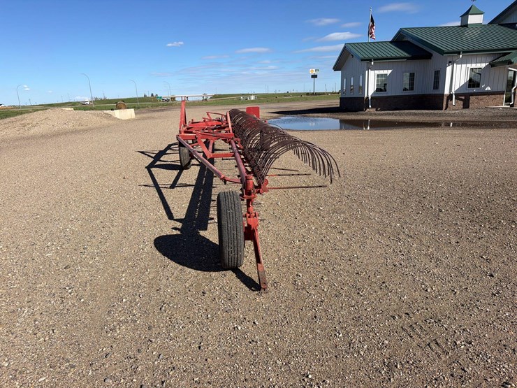 international-dump-rake-image-7