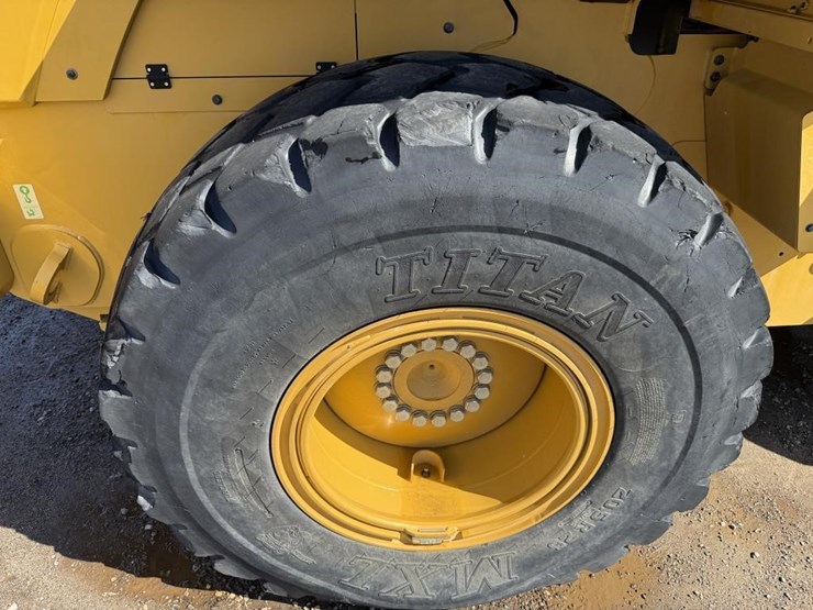 2019-caterpillar-930m-image-47