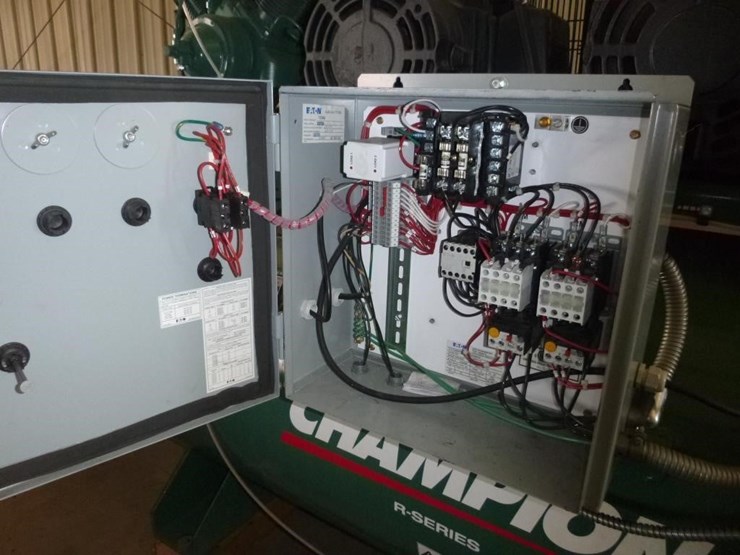 champion-hr1sdf-24-air-compressor-image-4