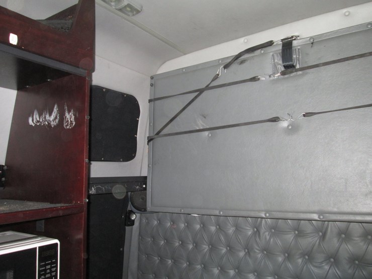 2020-western-star-4900-image-36