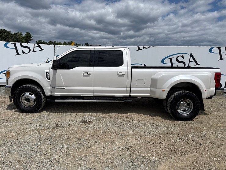 2017-ford-f350-image-2