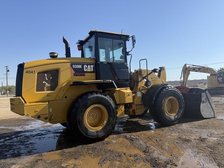 2018-caterpillar-930m-image-3