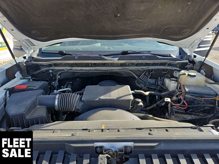 2022-chevrolet-silverado-2500hd-image-29