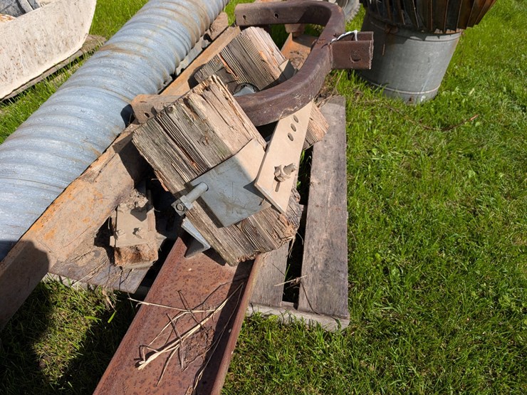 #4093-•-3-point-tree-planter-attachment-image-4