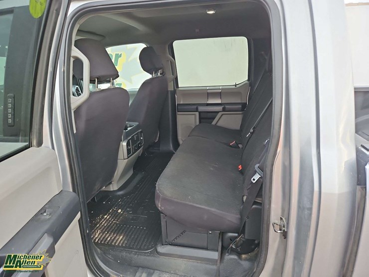 2022-ford-f250-image-23