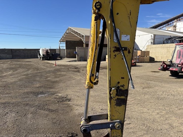 2003-kobelco-sk45sr-image-18