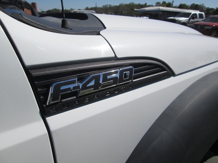 2012-ford-f450-image-17