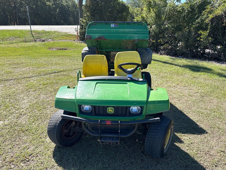 john-deere-gator-image-13