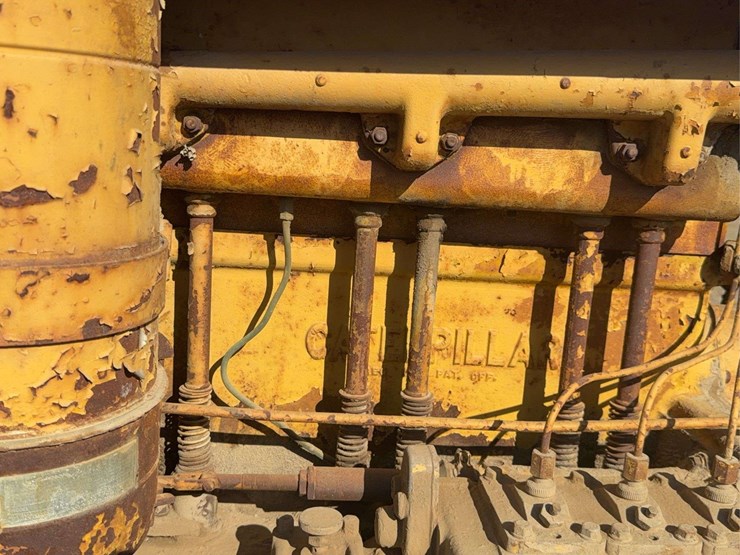 caterpillar-forty-diesel-image-31