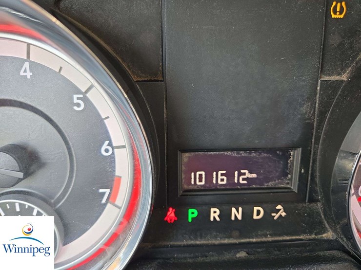 2013-dodge-grand-caravan-se-image-32