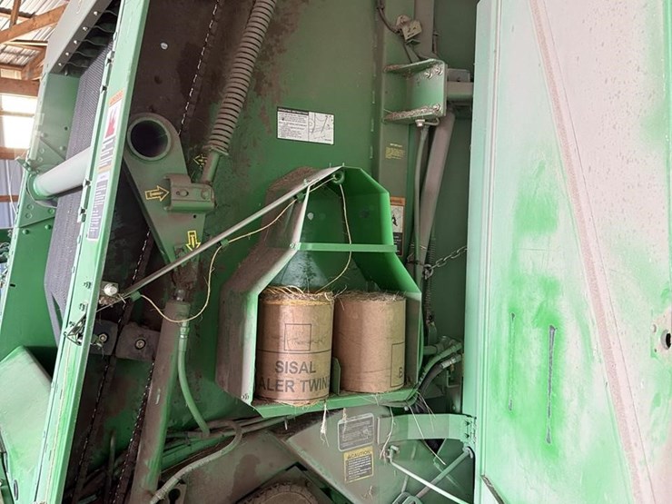 john-deere-567-image-17