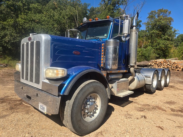 2008-peterbilt-388-image-2