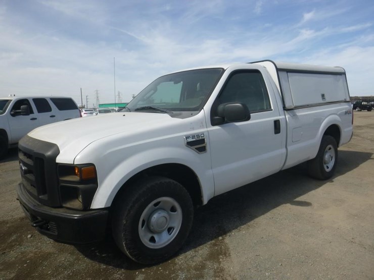 2008-ford-f250-image-1