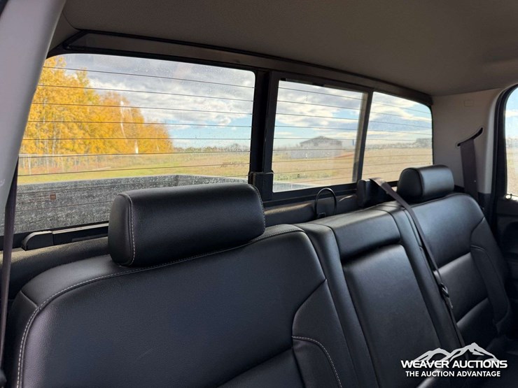 2017-chevrolet-silverado-2500hd-lt-image-28