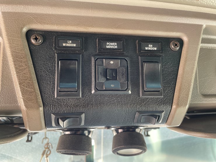2005-kenworth-t800-image-91