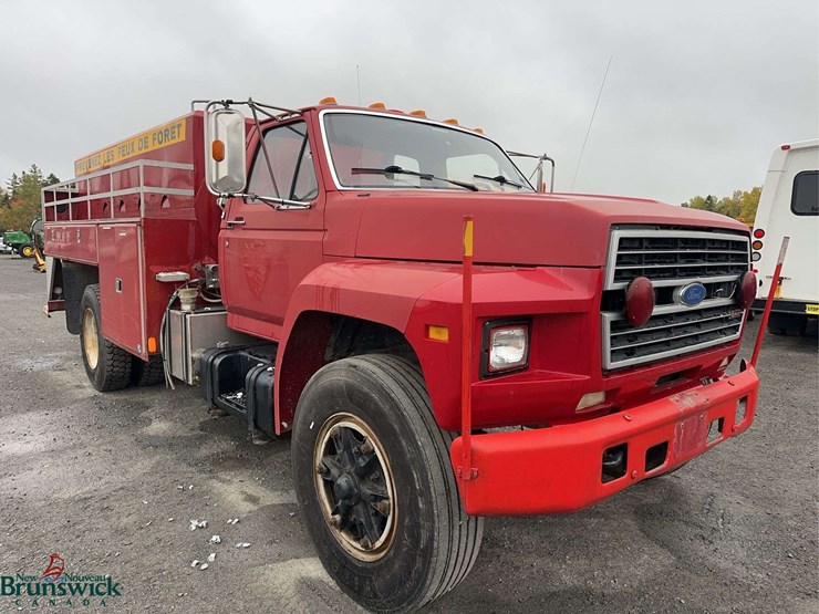 1986-ford-f700-image-3
