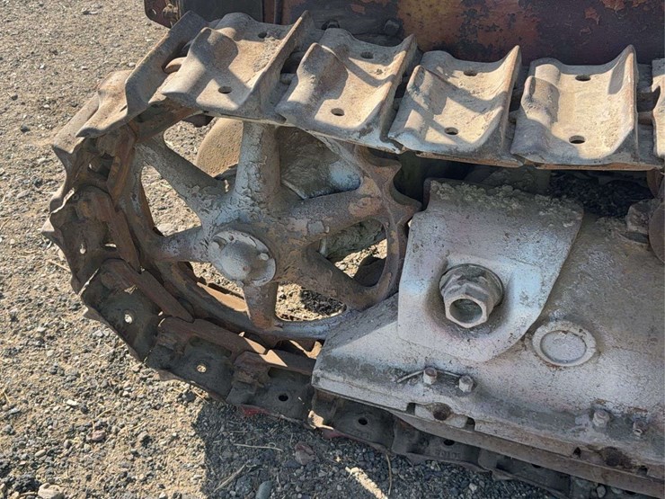 caterpillar-2-ton-image-9