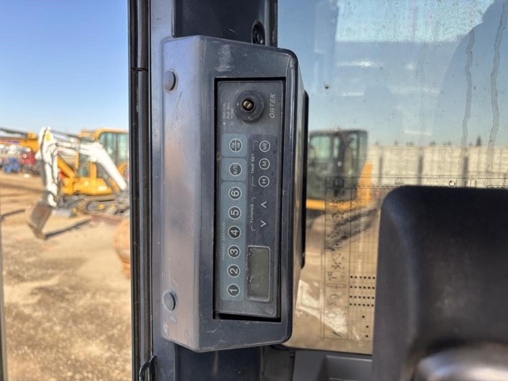 2021-kubota-kx165-5-image-35