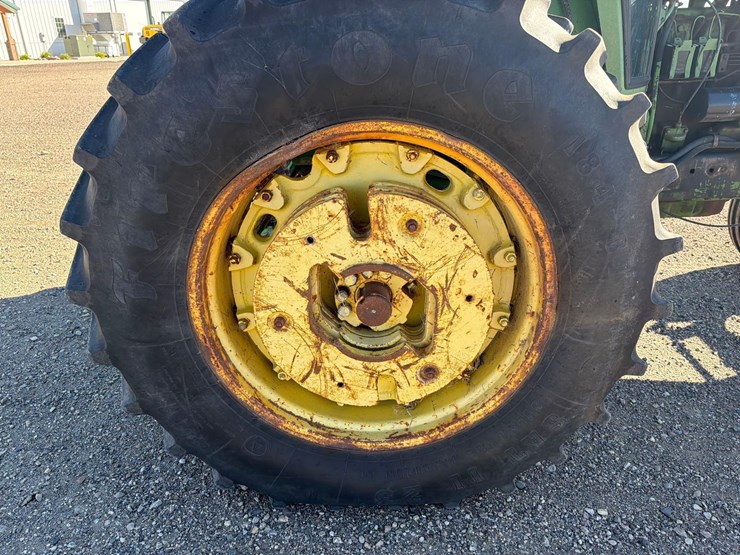 john-deere-4430-image-24