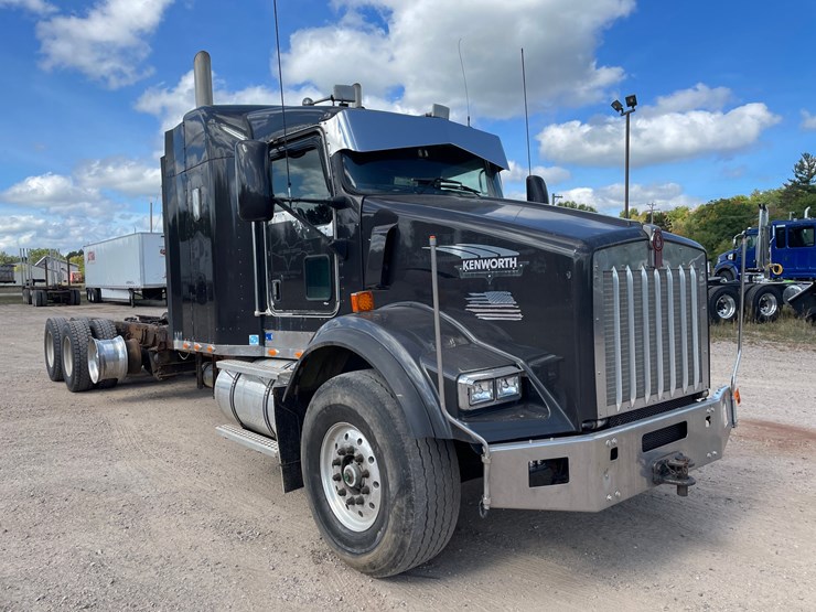 2005-kenworth-t800-image-3