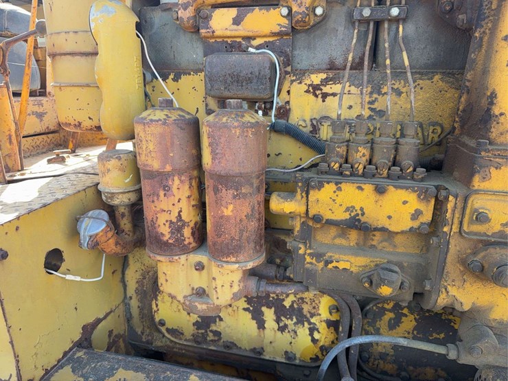 caterpillar-d7-image-34