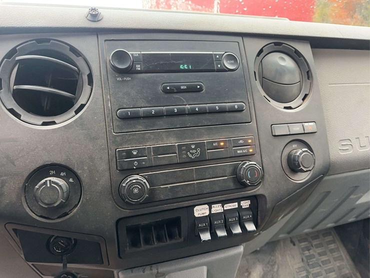 2011-ford-f450-image-24