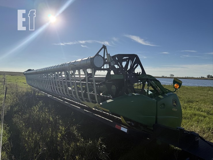 2014-john-deere-635f-image-1
