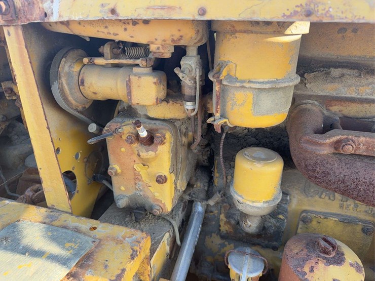 caterpillar-d4-image-29