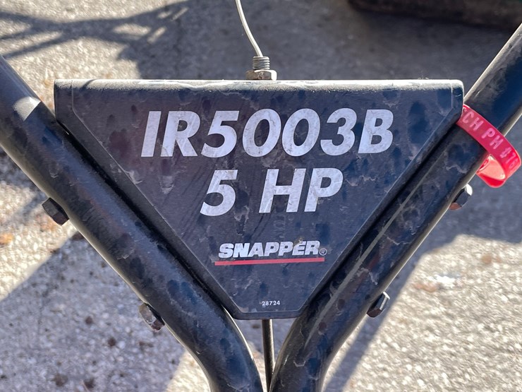 #1851-•-snapper-rear-tine-rototiller-image-12