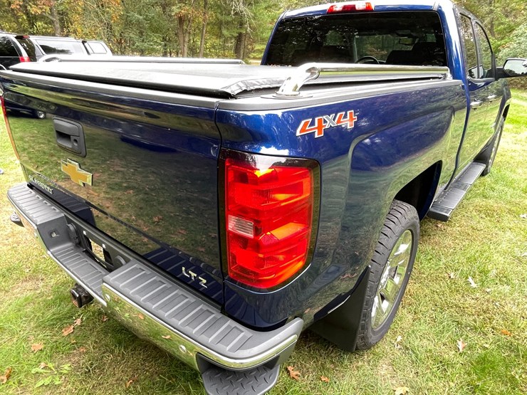 2014-chevrolet-1500-image-32