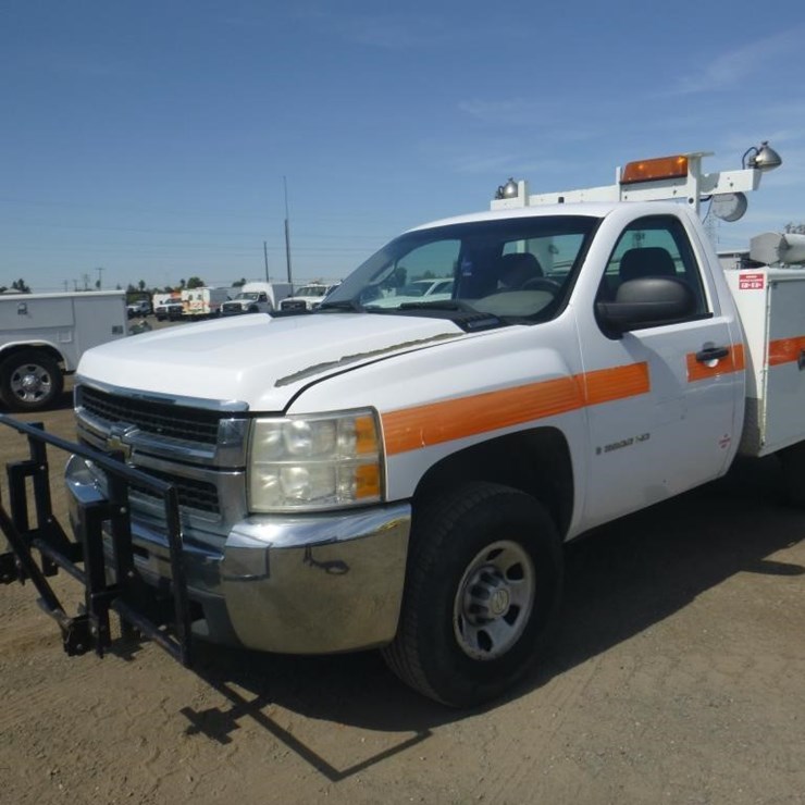 2009 CHEVROLET 3500HD