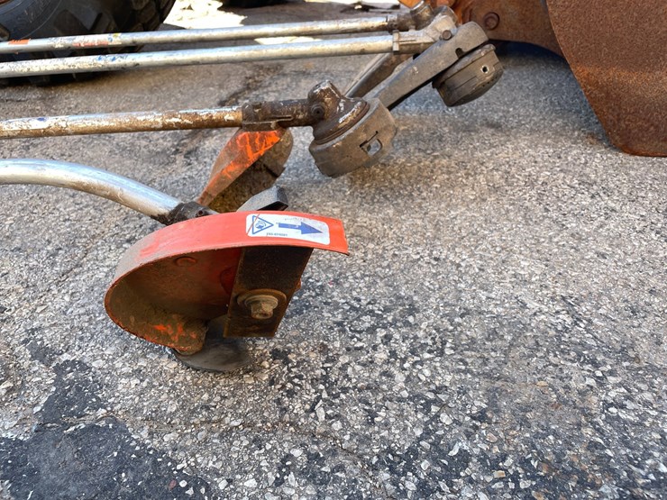 #1857-•-(4)-gas-powered-lawn-tools-image-7