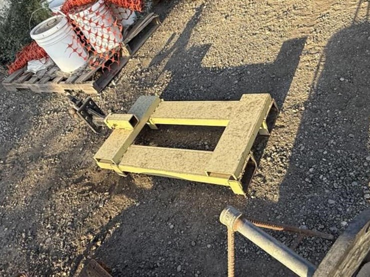 forklift-ball-hitch-attachment-image-1