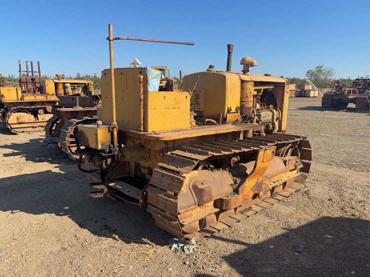 caterpillar-forty-diesel-image-3