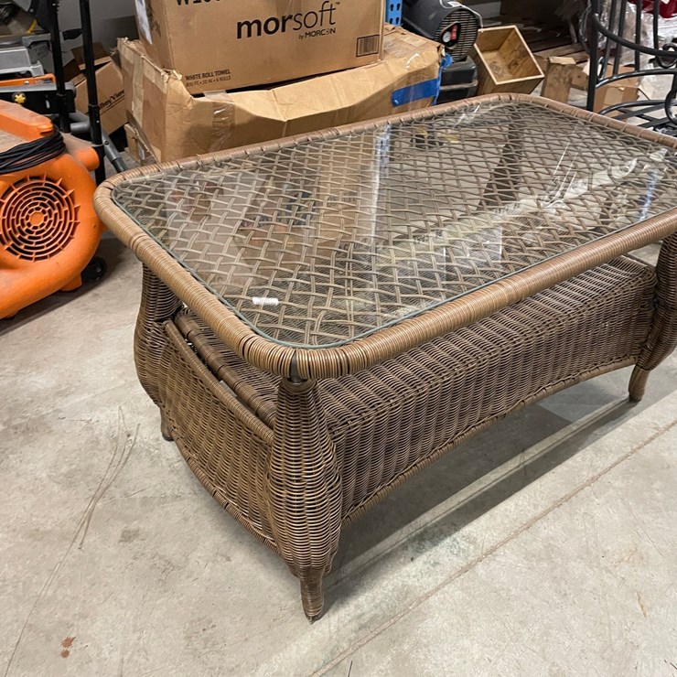 #3168 • WIcker Patio Table