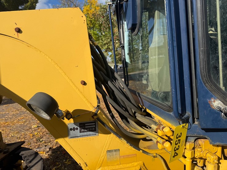 #3534-•-komatsu-gd305a-motor-grader-image-50