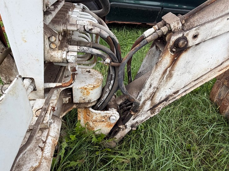 bobcat-700-image-15