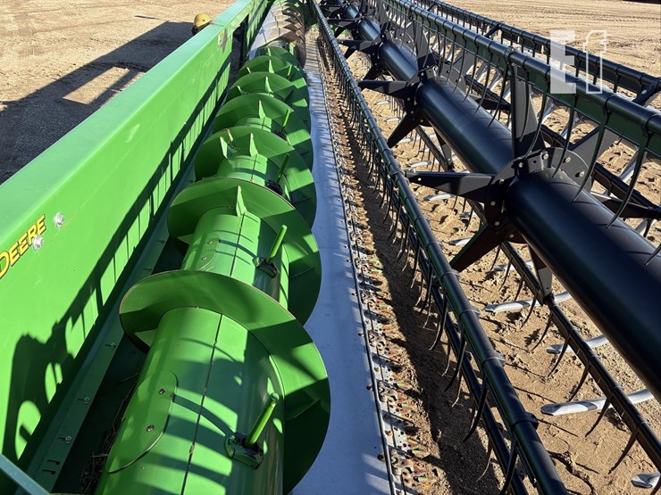 2013-john-deere-635f-image-18
