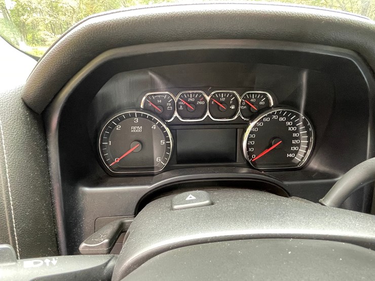 2014-chevrolet-1500-image-73