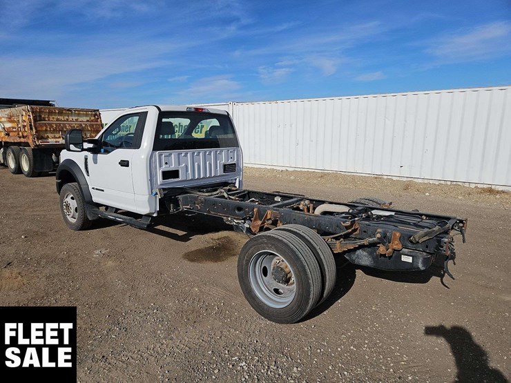 2019-ford-f550-image-3