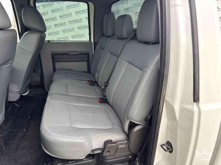 2014-ford-f350-image-24