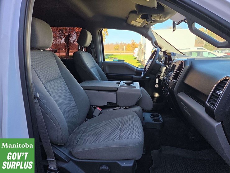 2017-ford-f150-image-28