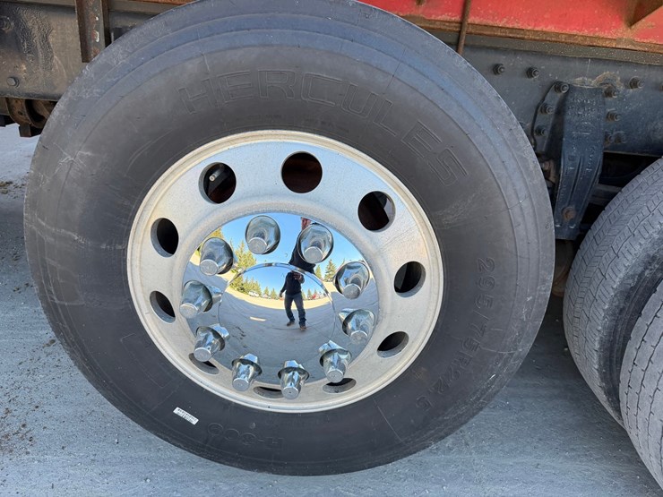 2005-peterbilt-378-image-80