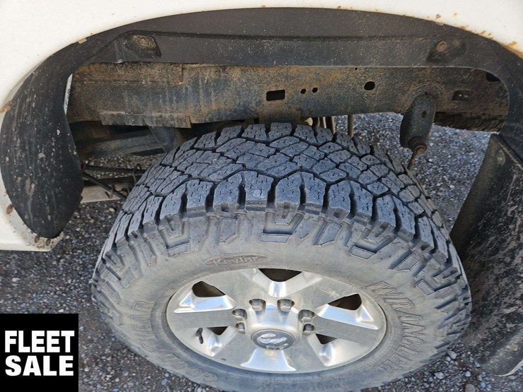 2015-dodge-2500-image-10