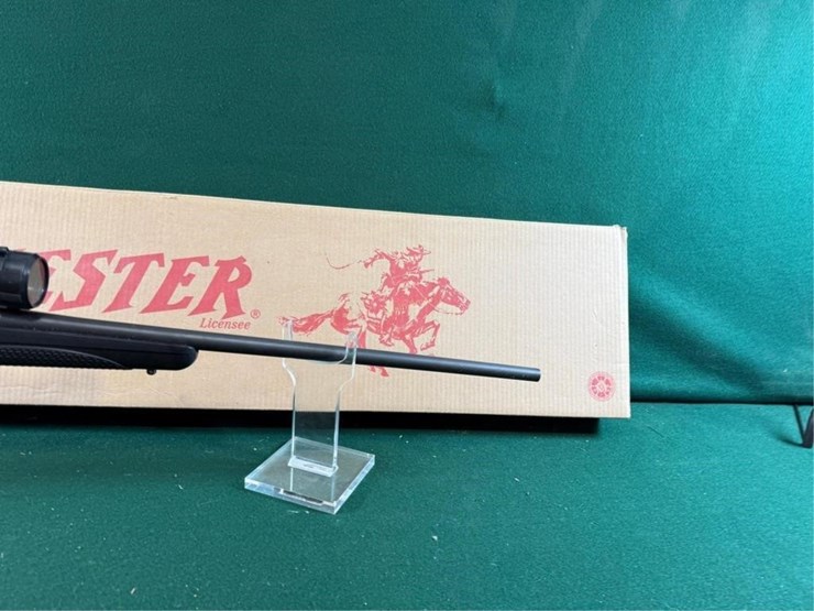 winchester-mdl.70-7mm-wsm-rifle-image-4