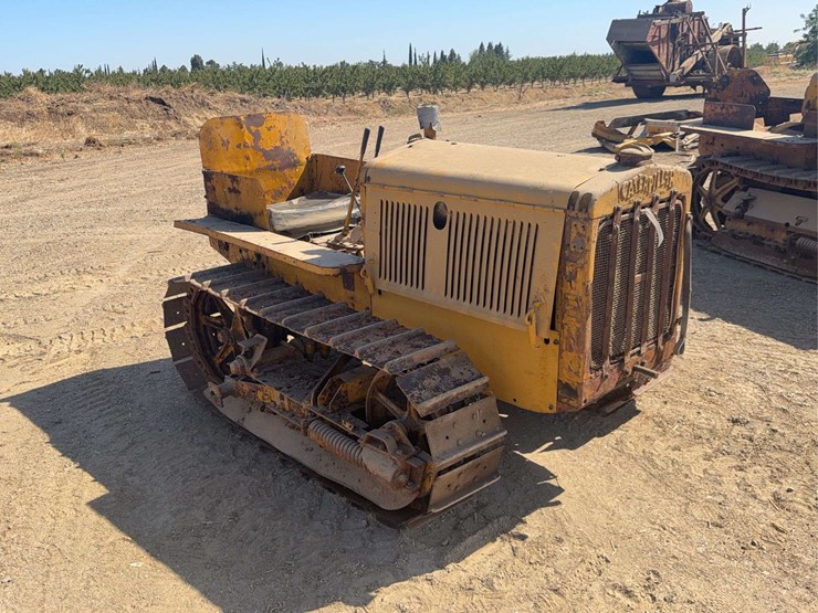 caterpillar-10-image-7