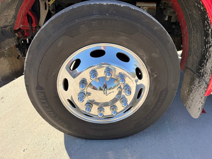 2020-peterbilt-389-image-69
