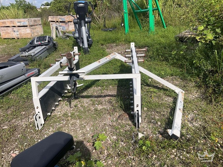 gym-equipment-rack-image-3