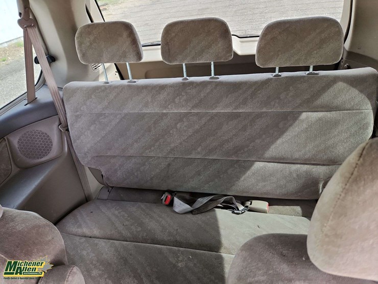 2004-honda-odyssey-image-15