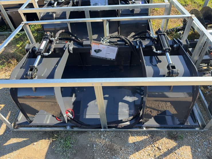 unused-2026-skid-steer-grapple-bucket-attachment-image-1
